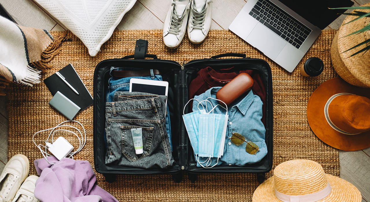 Going on a holiday? Here are 5 must-know pro-approved packing hacks