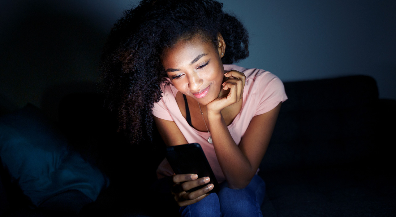 Newly single + dating online? Here are 4 things to be mindful of