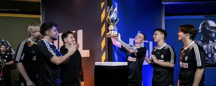 FUT Esports bat Astralis et décroche son premier titre LAN au PGL Bucarest 2026